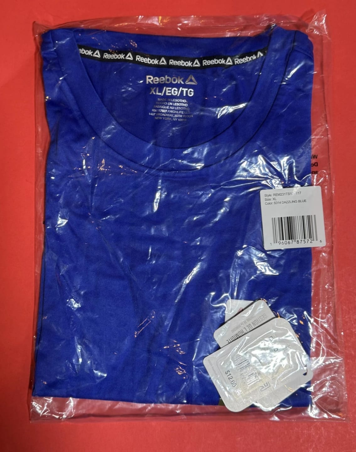 Customer photo review of Brand New Sports Clothing Different Sizes (50 Pcs Lot)