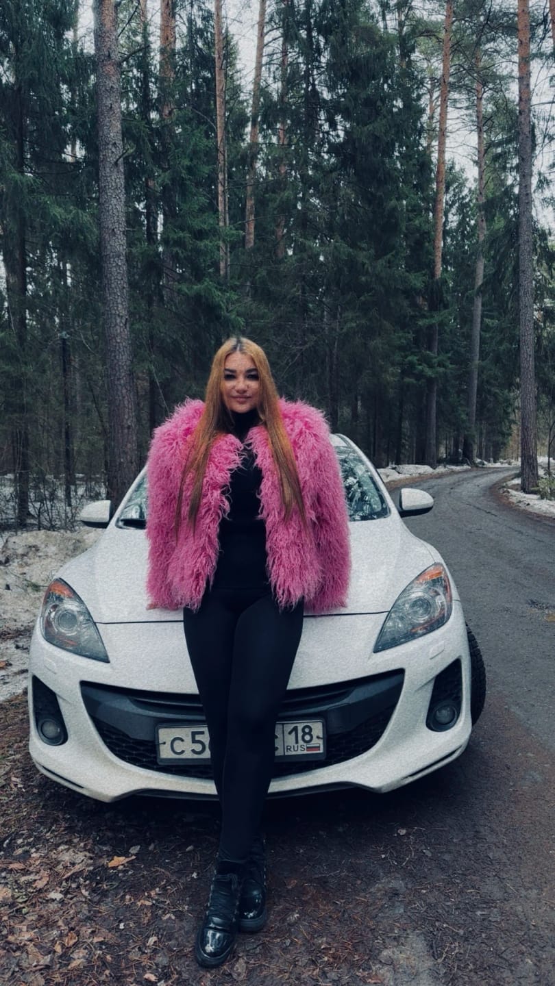 Customer photo review of Elsie Fluffy Cropped Faux Fur Coat