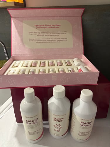 Customer photo review of Magic Wash - Il Detersivo Professionale per un Bucato Perfetto