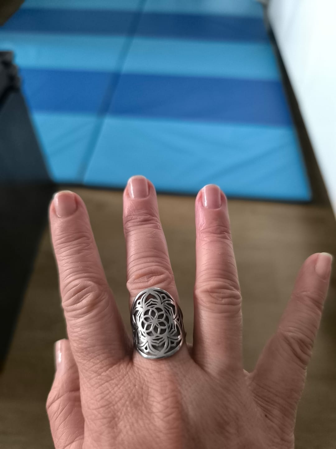 Customer photo review of Bague Ajustable "Fleur de Mandala"