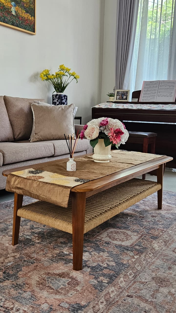 Customer photo review of Exclusive Teak & Loom Coffee Table