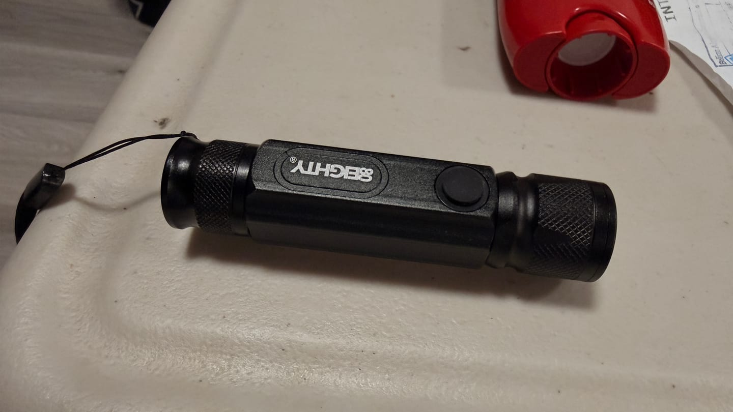 Customer photo review of 80Eighty® Flashlight