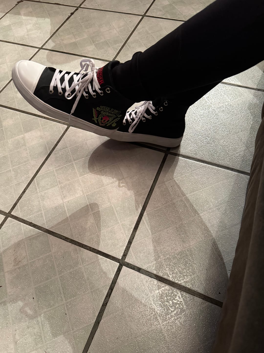 Customer photo review of Stranger Things Black Gills