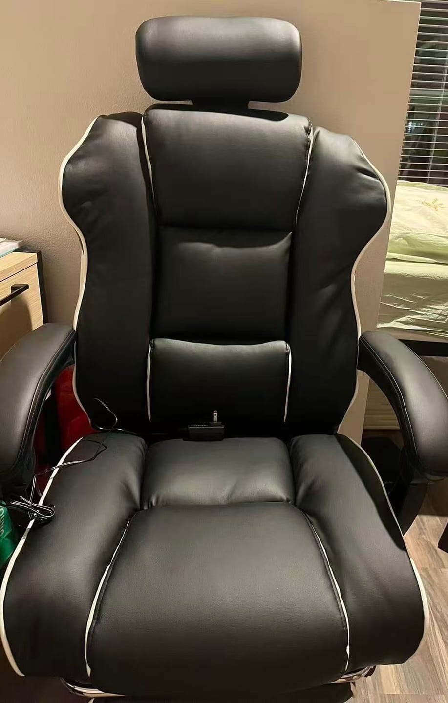 Customer photo review of Homrest Ergonomic Office Chairs with Lumber Support, Heat and Massage for Back Pain