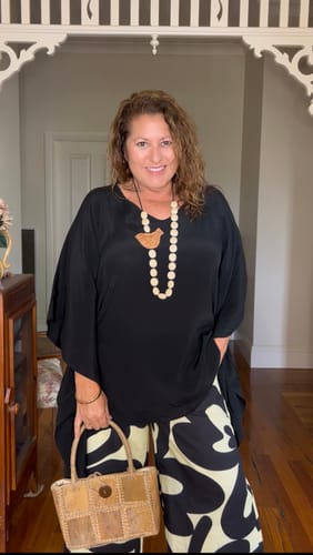 Customer photo review of Brontie Top in Onyx