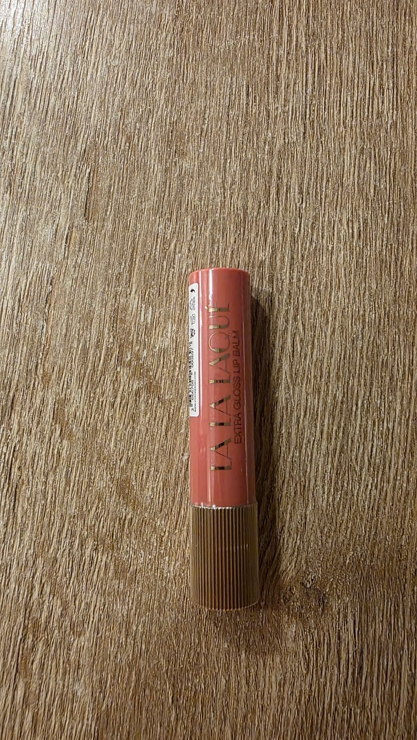 Customer photo review of Балсам-червило за устни LALA Laque Vivienne Sabo Glossy Lip Balm