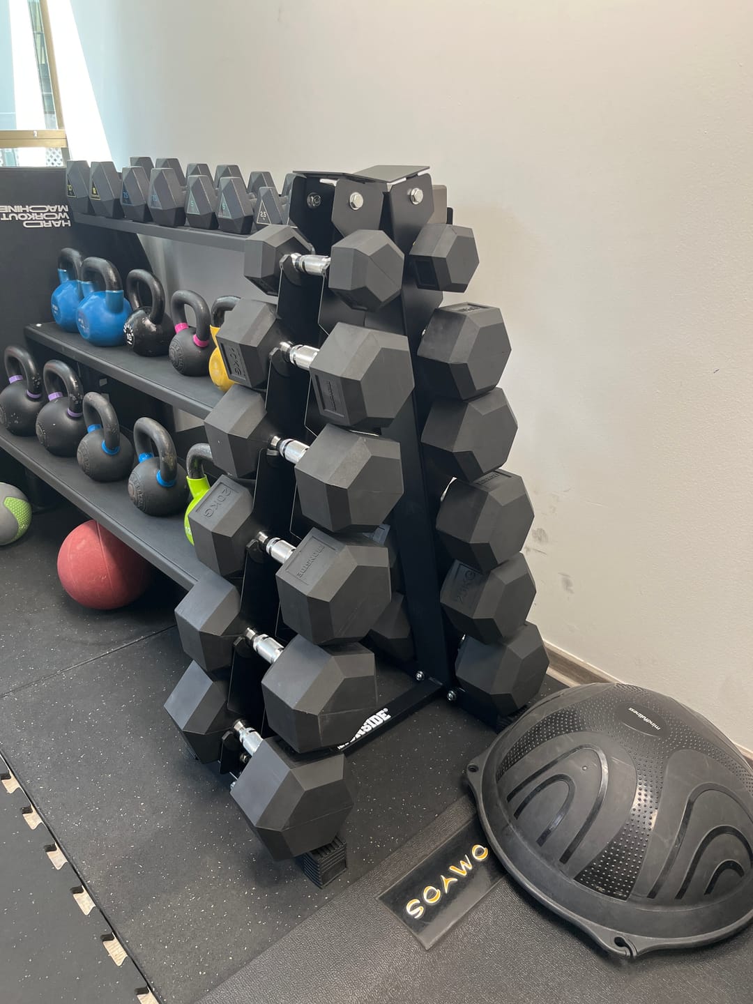 Customer photo review of Pack IRONSIDE Mancuernas Hexagonales (KG) + Rack de Almacenamiento
