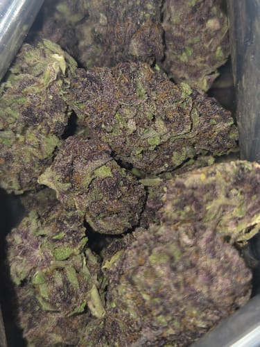 W. W. review of Tropicana Cherry THCA Flower image 1 out of 1