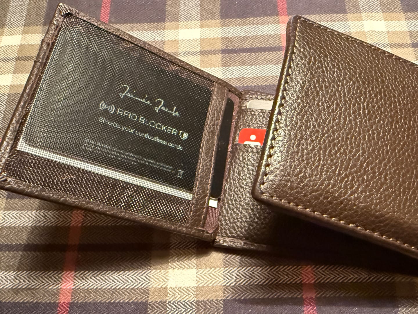 Customer photo review of RFID protection card