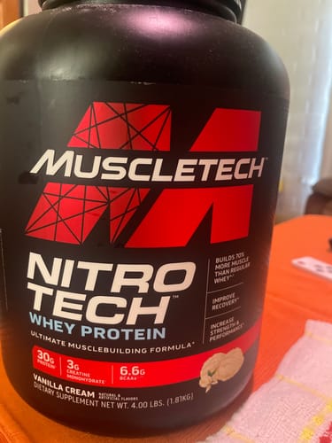 Customer photo review of Muscletech Nitro-Tech Whey Protein Proteina 4 Lb