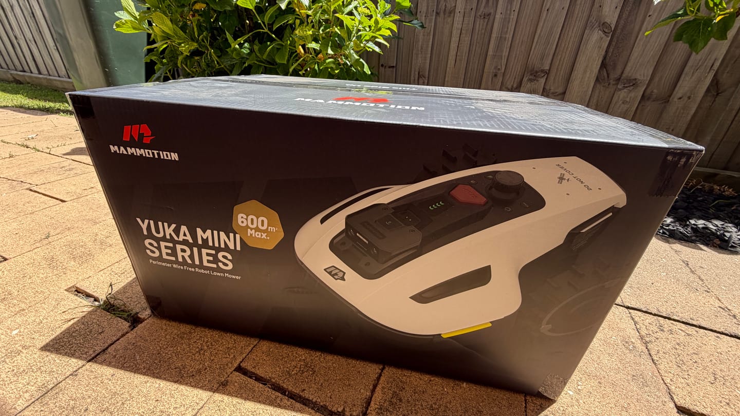 Customer photo review of Mammotion - YUKA Mini 600 | 600 m²