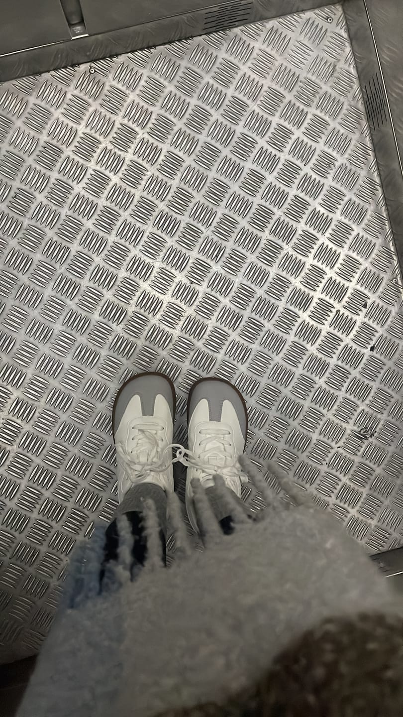 Customer photo review of Laurel - Zapatos De Punta Ancha