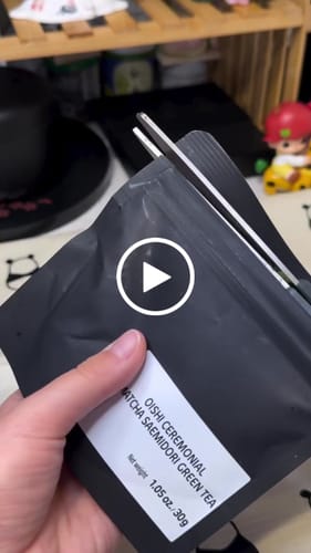 Customer video review of Oishi Ceremonial Matcha Saemidori