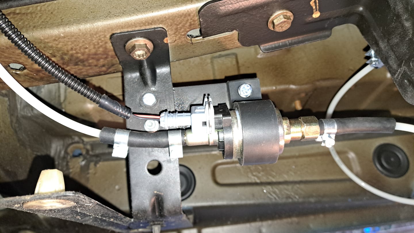 Customer photo review of Standheizungskit Autoterm 2D inkl. Halter, Ausströmer & Bedienteil