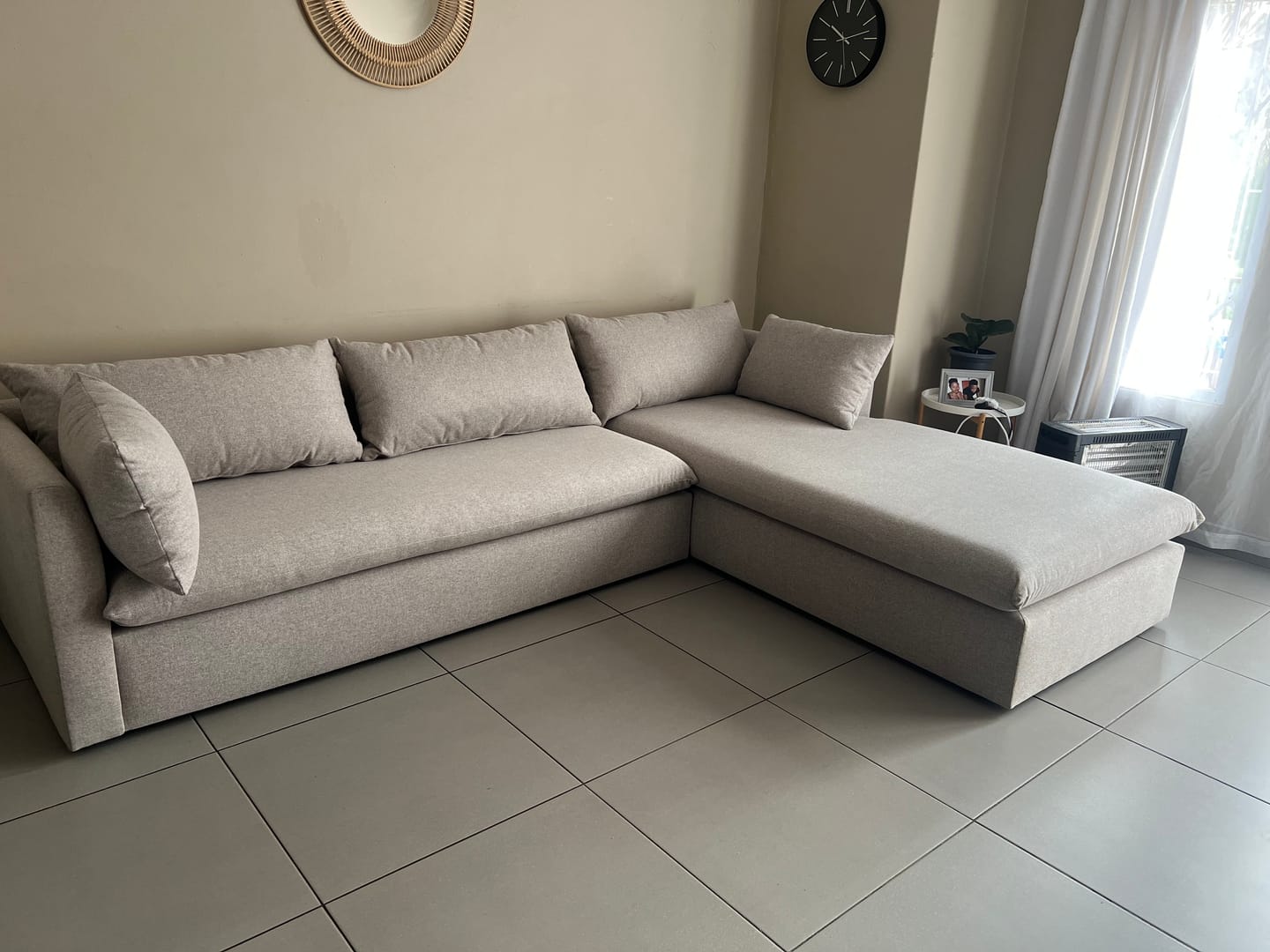 Customer photo review of Lira Luxe L Shape Medium