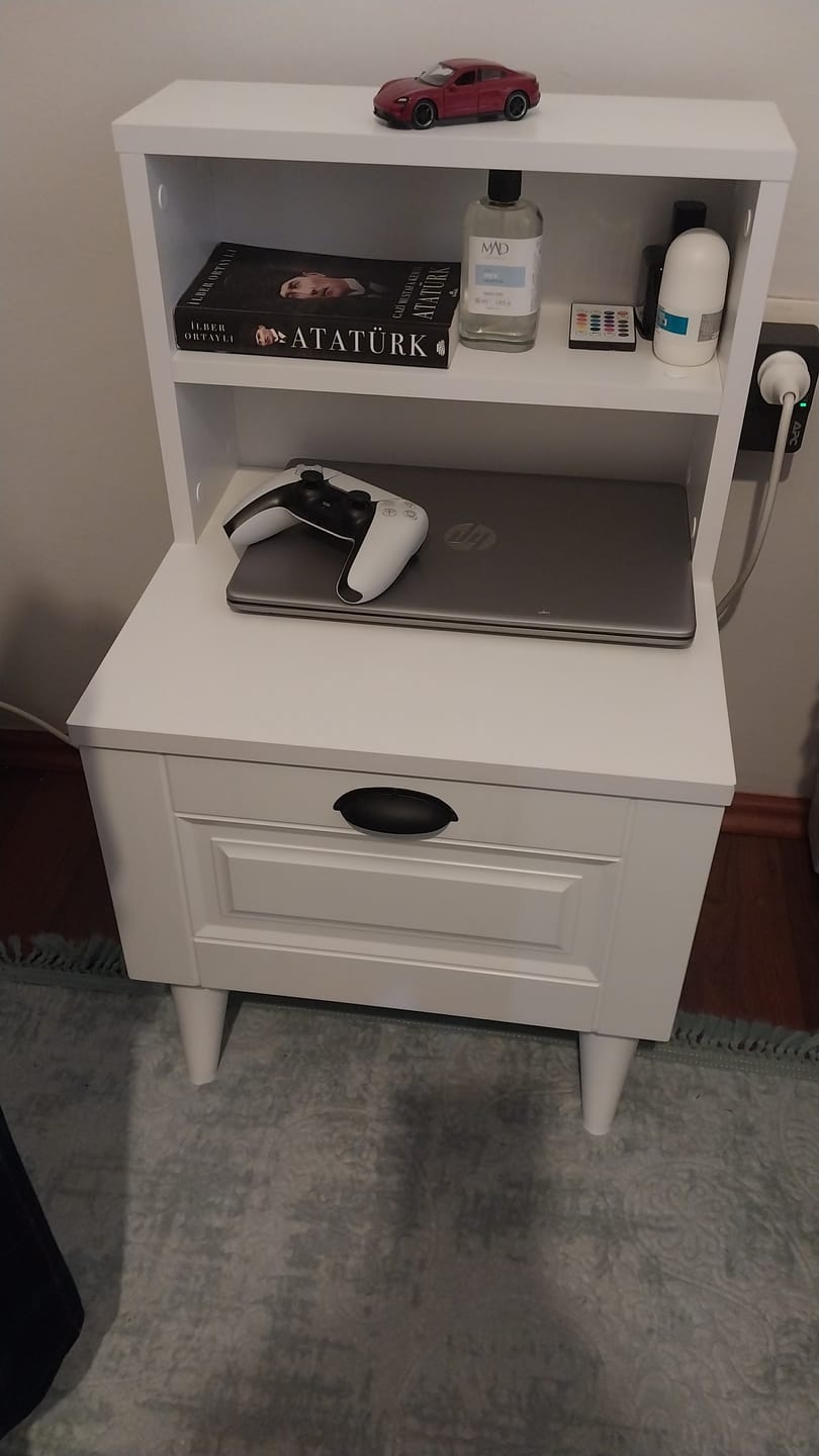 Customer photo review of Rani BD105 Komodin 2 Raflı Membran Çekmeceli Komodin Beyaz