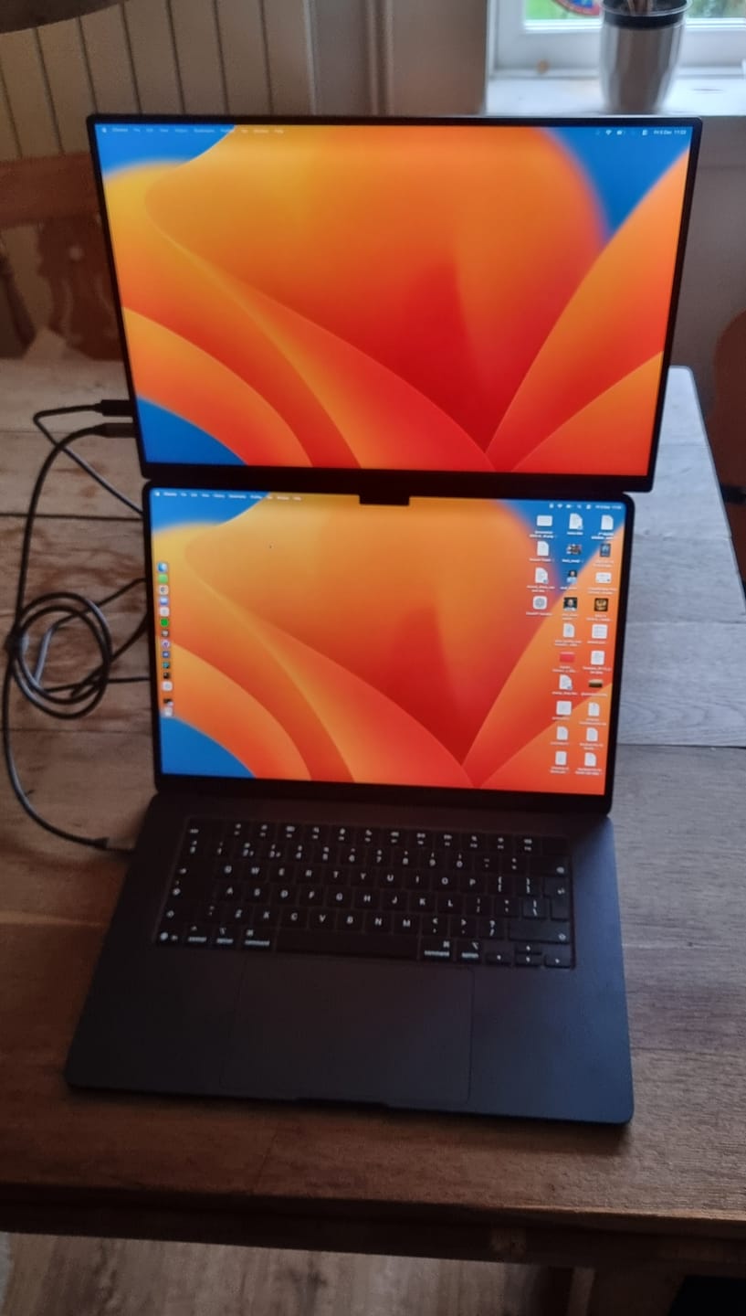 Customer photo review of 16” Portable Monitor + Stand
