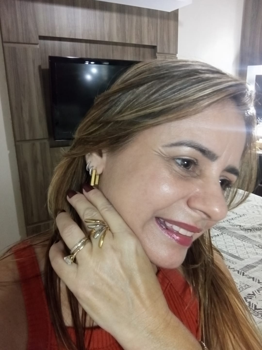 Customer photo review of Anel Flow Ajustável com Mix de Banhos Dourado e Prata