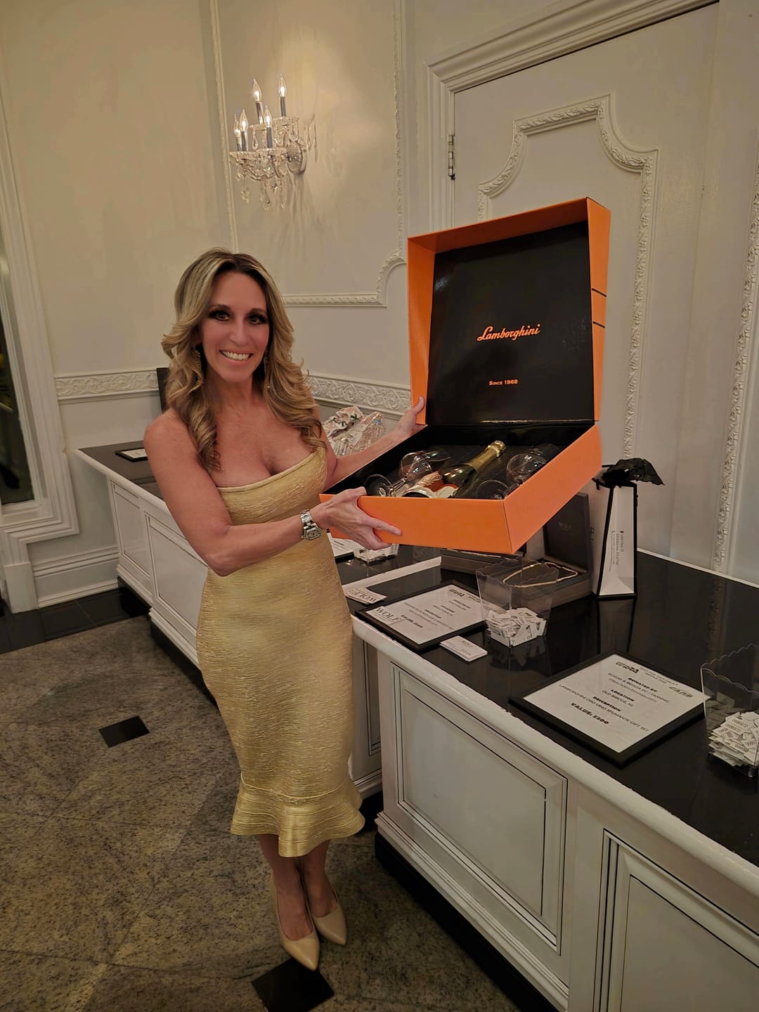 Customer photo review of Lamborghini Oro Vino Spumante with Gift Set