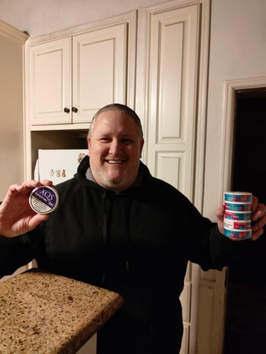 Customer photo review of Tropical Nicotine Pouches