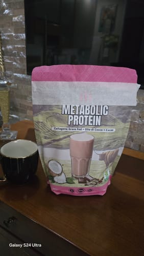 Laura R. review of Metabolic Protein - Collagene Grass fed - Gusto Cacao image 1 out of 1
