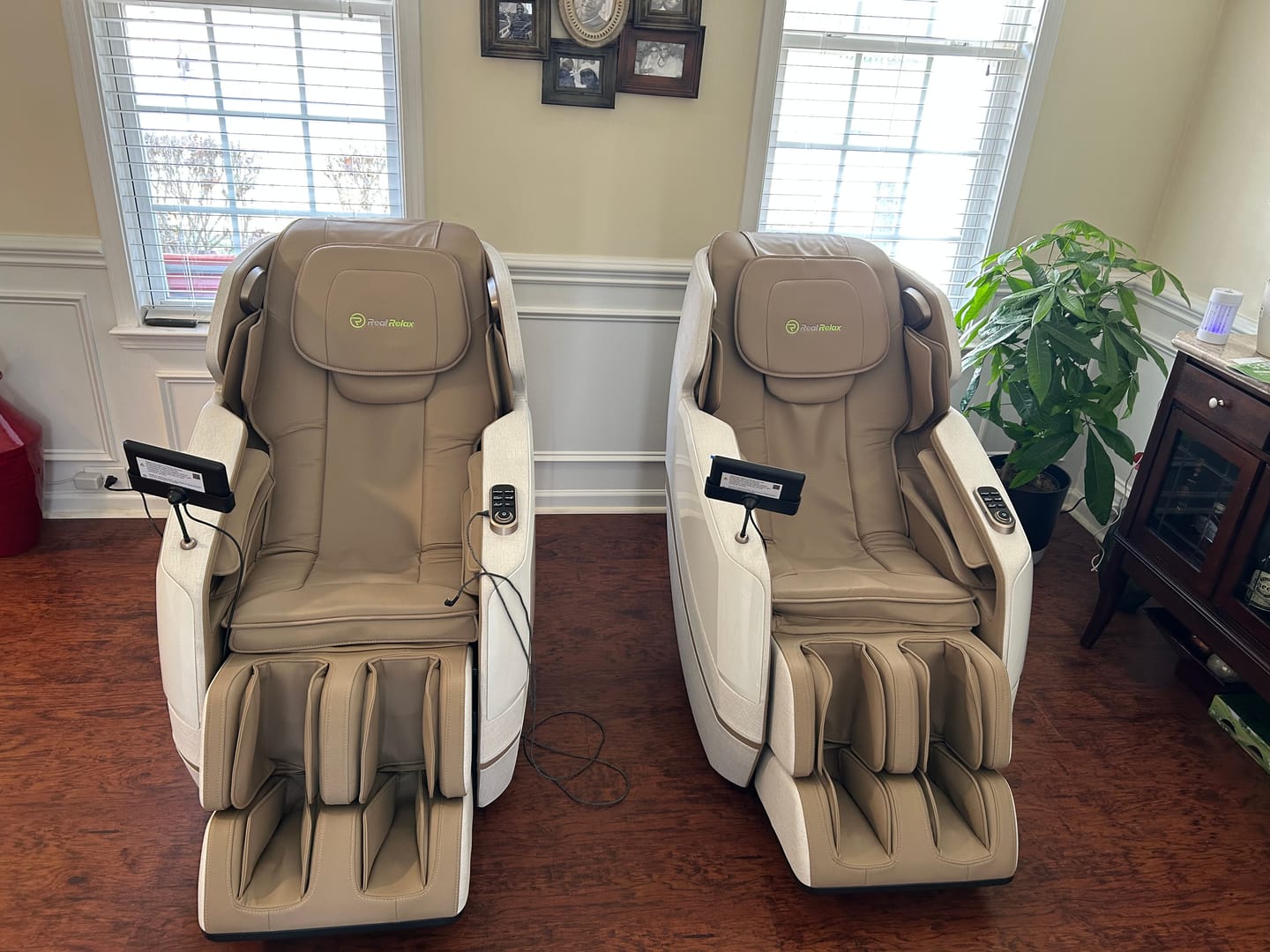 Customer photo review of Favor-27 3D Massage Chair Khaki