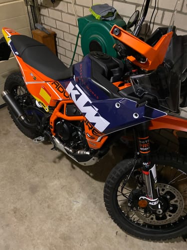 Gw V. review of KTM 390 Adventure R / X GRAPHICS - "Waypointer" (Dawn) image 1 out of 1