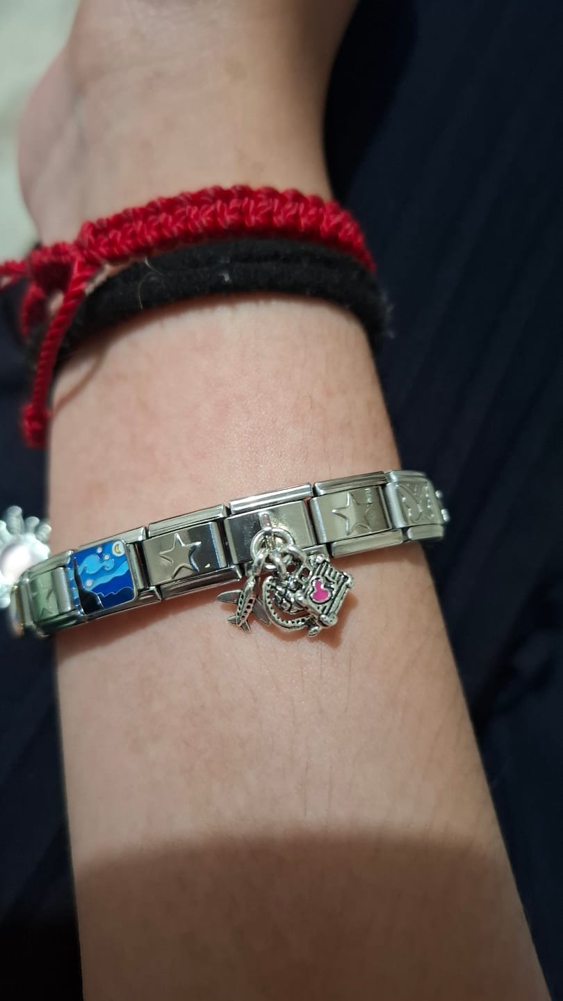 Customer photo review of Charm Colgante viaje avion