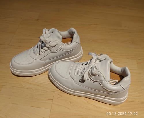 Customer photo review of ELEVATESHOES WHITE CLASSY