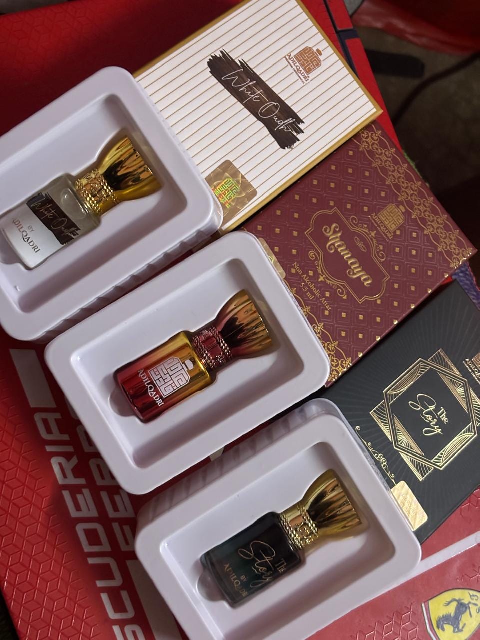 Customer photo review of White Oudh Luxury Attar Perfume