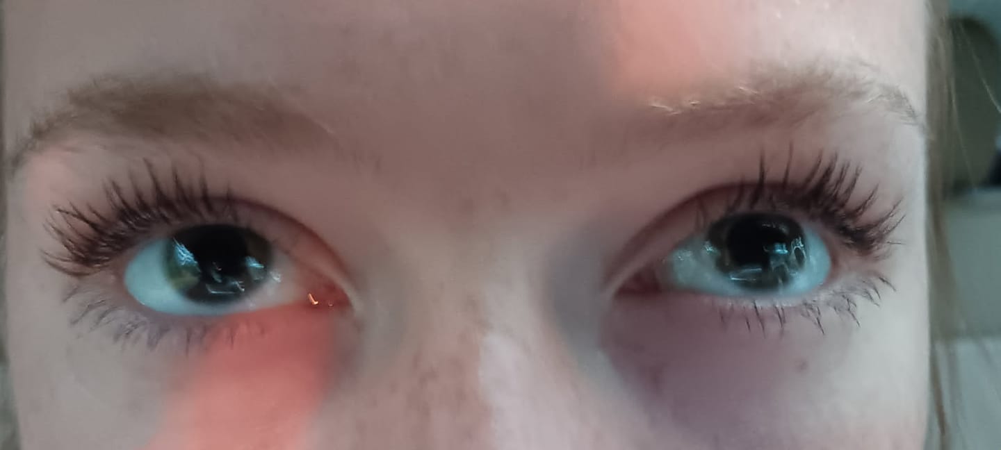 Customer photo review of Everlasting Growth Serum Mascara