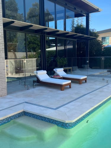 Allan B. review of Catania Sun Lounge image 1 out of 2