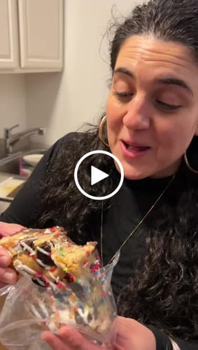 Sharif I. review of Limited Edition November Box image 1 out of 1