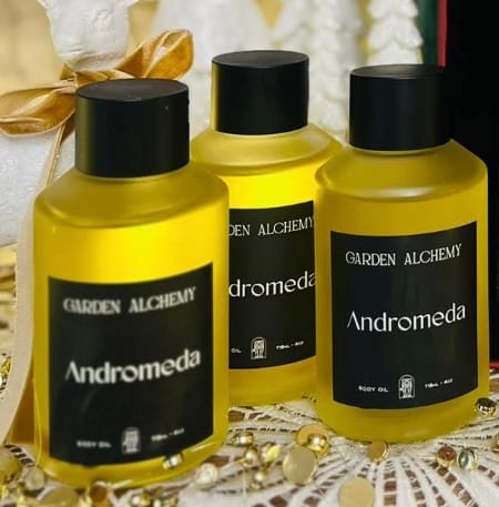 Customer photo review of ANDROMEDA BODY OIL