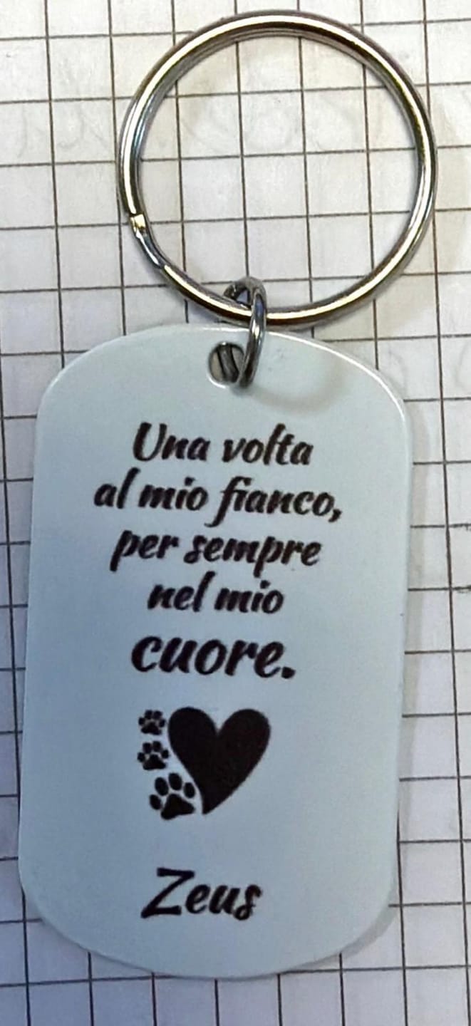 Customer photo review of Per sempre nel cuore - Portachiavi piastrina personalizzato