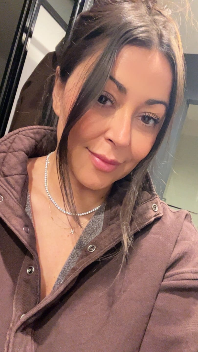 Customer photo review of Luxe Tennis Necklace