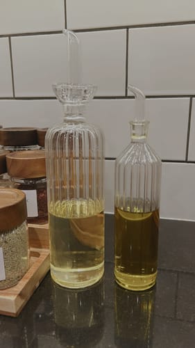 Customer photo review of Ribbed Glass Glass Oil Cruet