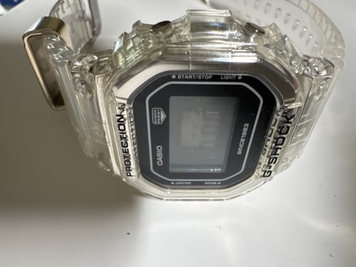 Customer photo review of Casio G-SHOCK Unisex 43mm Digital Watch DW5040RX-7