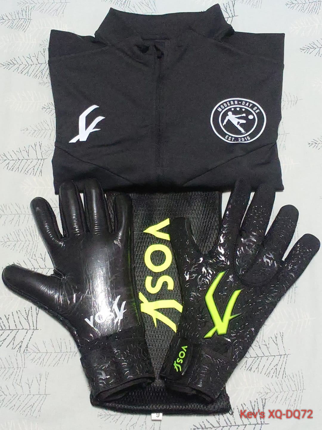 Customer photo review of VOS Match 2.0 Strapped - Black/Volt/Black