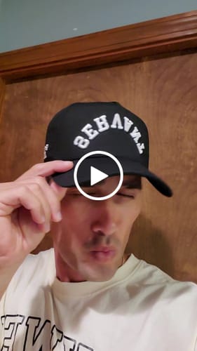 David K. review of ‘SERVANT’ Premium Wool Blend SnapBack - Black/White image 1 out of 1