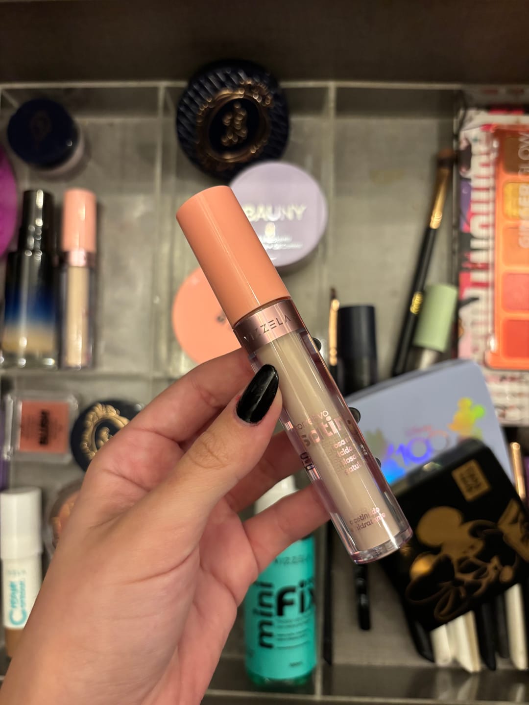 Customer photo review of Corretivo Líquido SATIN - Vizzela