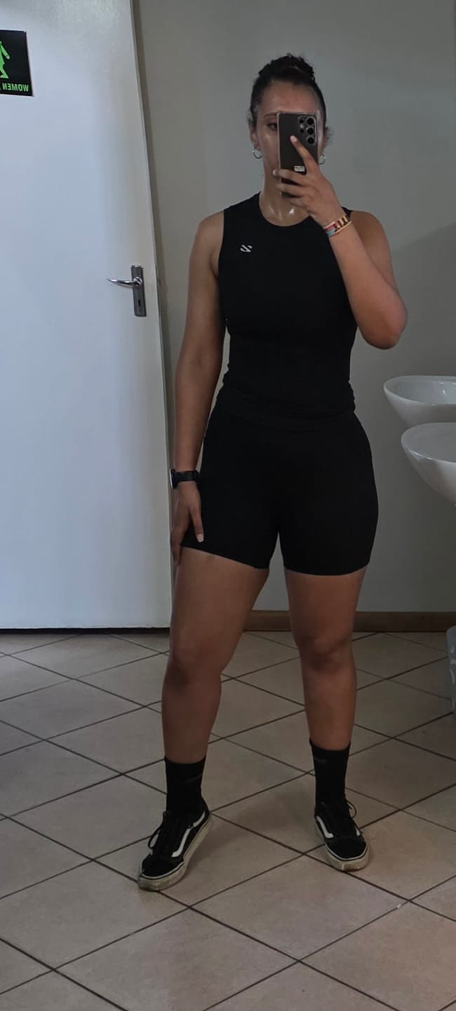 Customer photo review of High Elasticity Sports Sleeveless Top And Short Pants Set