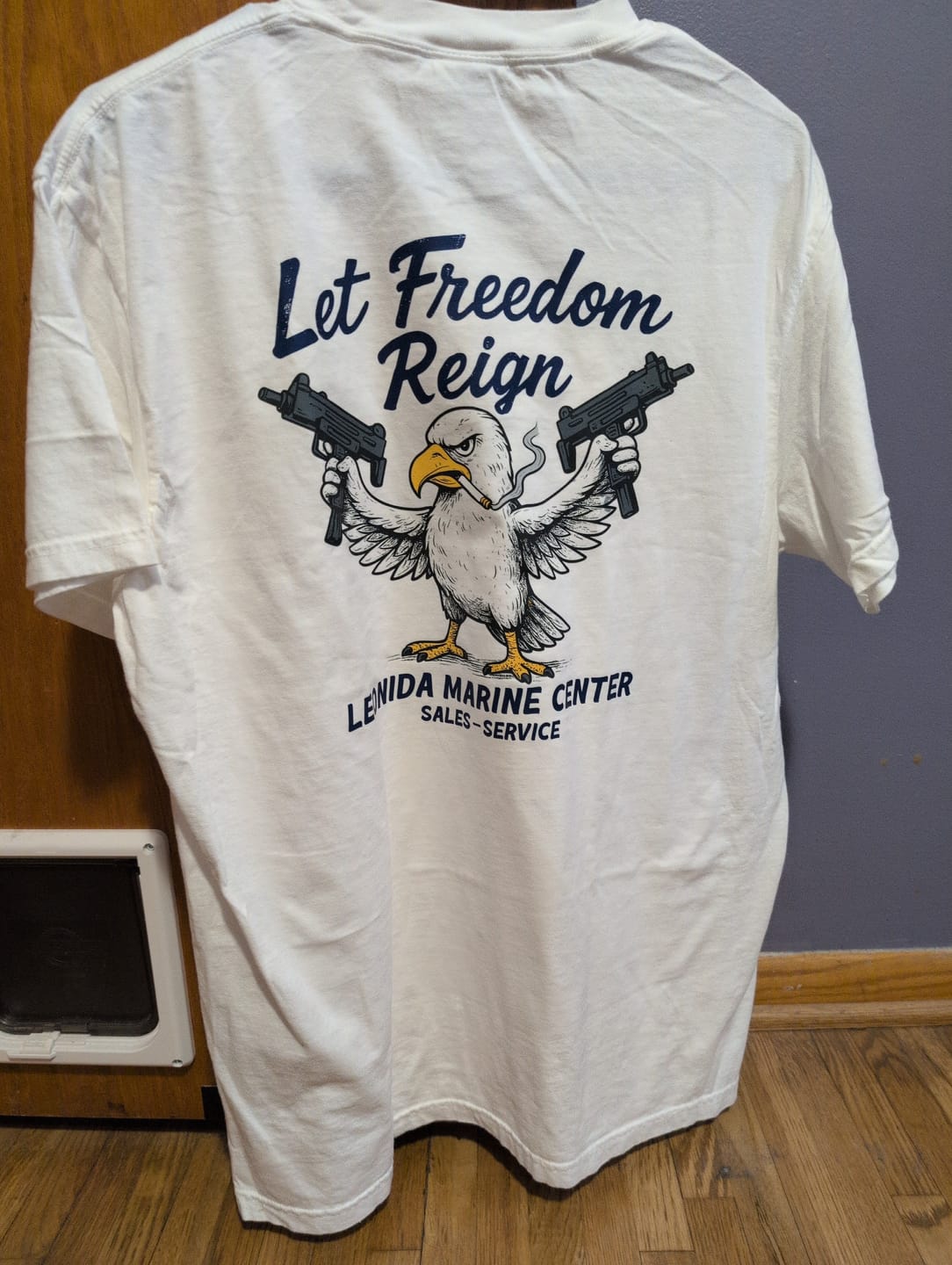 Customer photo review of Leonida Marine Center (Jason Duval GTA VI Trailer T-Shirt)