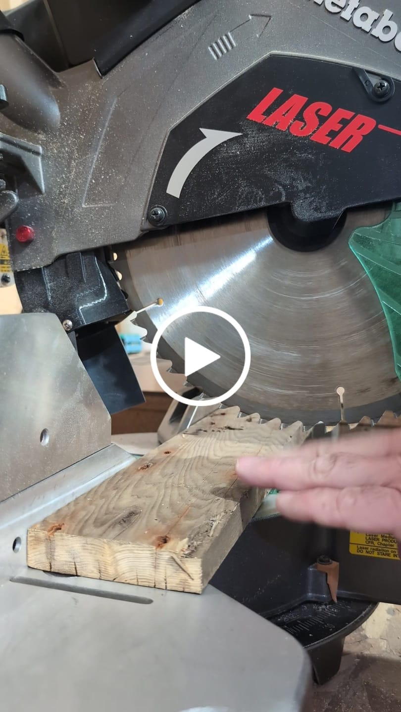 Customer video review of Metabo/Hitachi 12" Miter Saw Dust Collection Chute