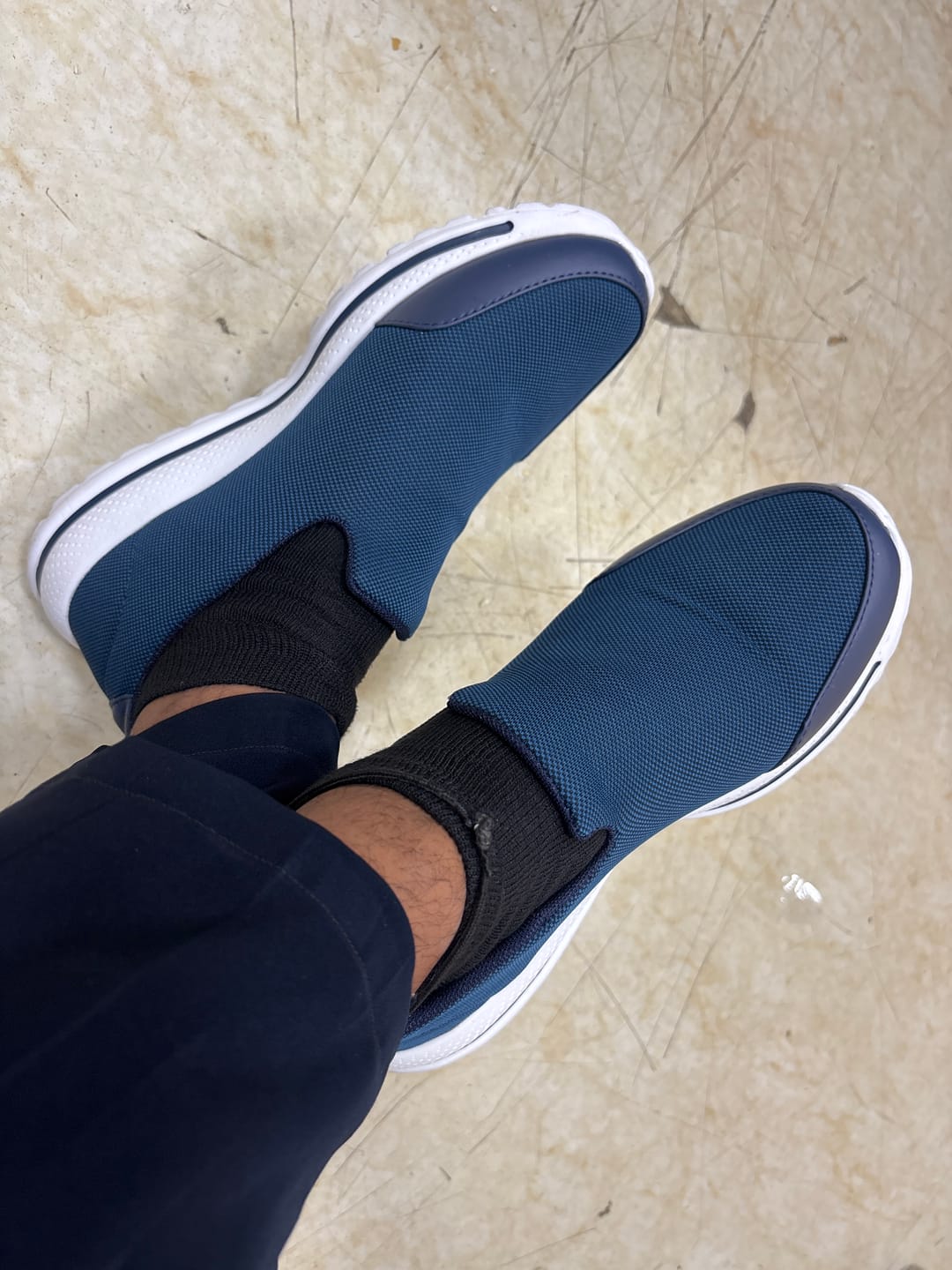 Customer photo review of Bacca Bucci Men's Comfortable Lightweight Walking Shoes
