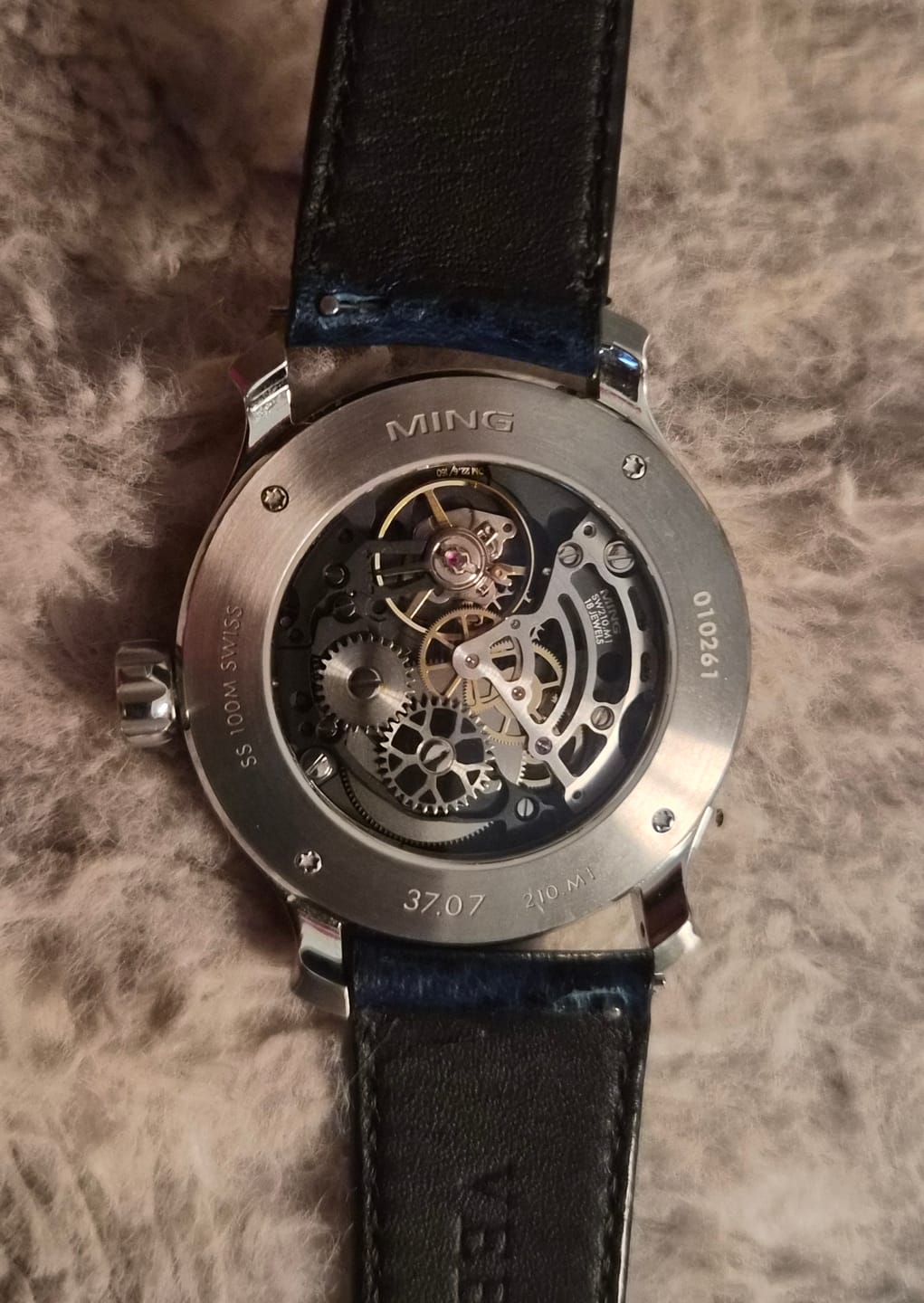 Customer photo review of Bureau Blue Pebbled