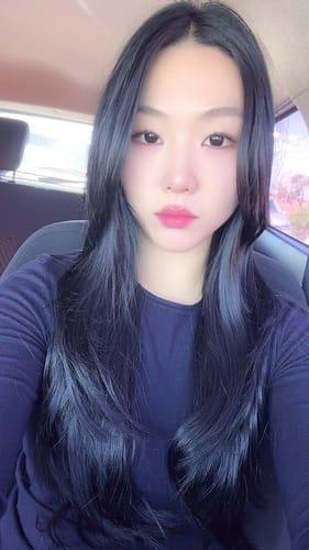 Minhee K. review of Pureology Hydrate Shampoo & Conditioner Bundle - Vegan Hair Care image 1 out of 1