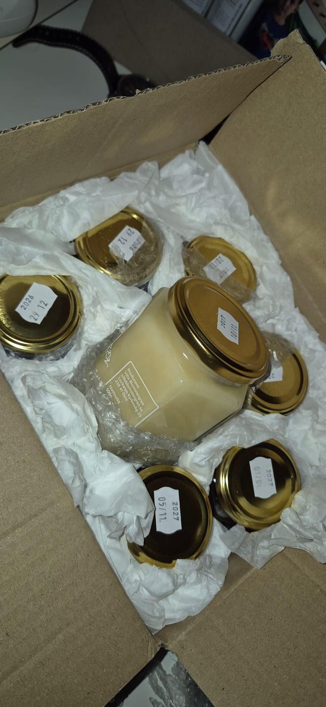 Customer photo review of 🍯 Stort honungspaket – 2 kg flytande honung + halva priset på ljunghonung!