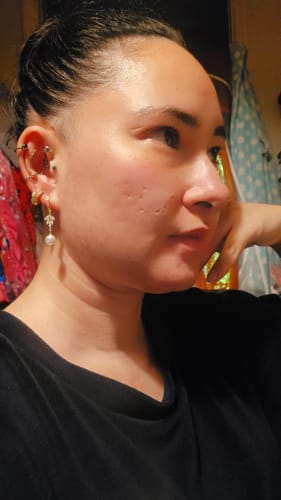 Customer photo review of Heirloom Pearl huggies gold