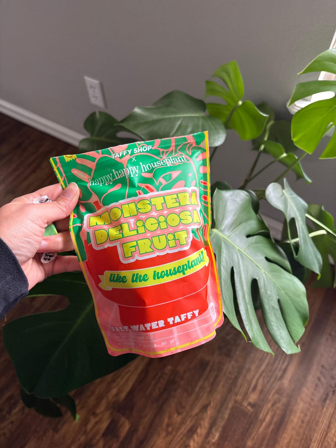 Customer photo review of Monstera Deliciosa Fruit Salt Water Taffy